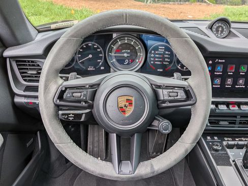 Certified 2023 Porsche 911 Carrera GTS RWD image 7