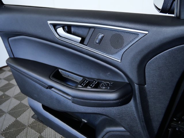 Certified 2024 Ford Edge SEL w/ Convenience Package AWD/4WD image 25