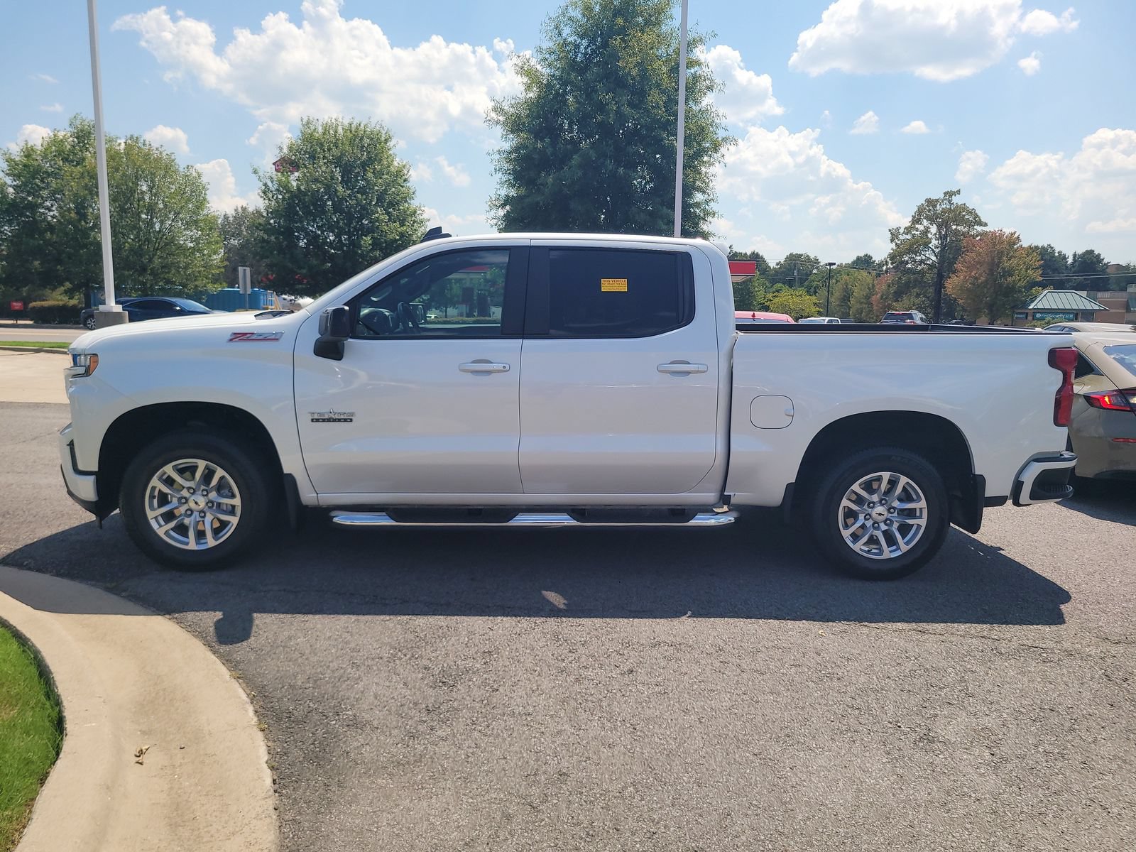 Used 2020 Chevrolet Silverado 1500 RST AWD/4WD image 6