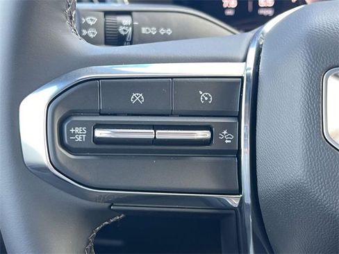 New 2026 GMC Canyon Elevation w/ Convenience Package image 13