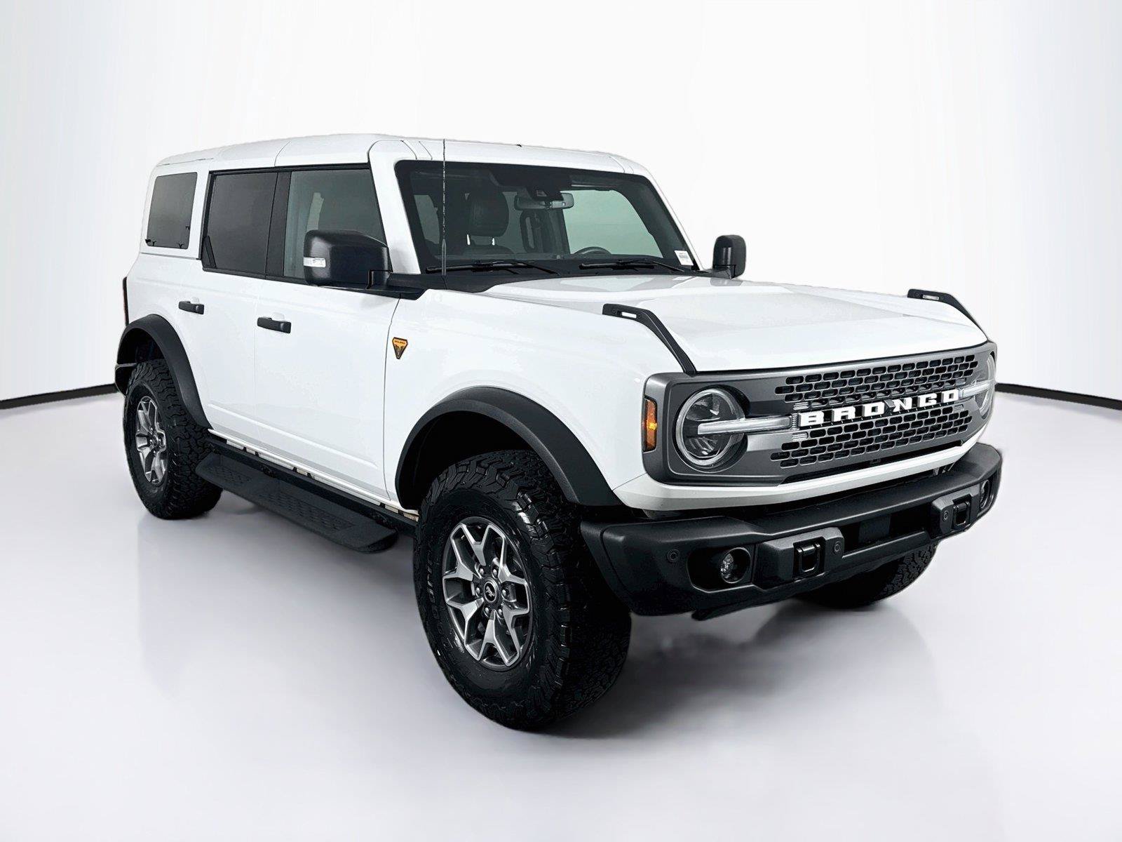 Used 2025 Ford Bronco Badlands AWD/4WD image 9