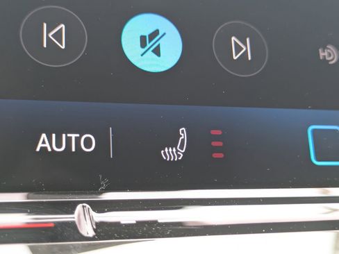 New 2026 Volkswagen Tiguan SE R-Line AWD/4WD image 22