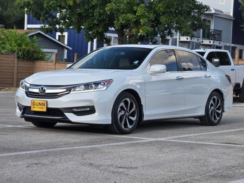 Used 2017 Honda Accord EX-L image 7