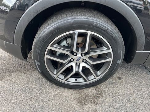 Used 2016 Ford Explorer Sport w/ Equipment Group 401A AWD/4WD image 46