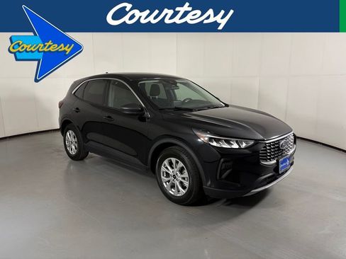 Used 2024 Ford Escape Active FWD image 1