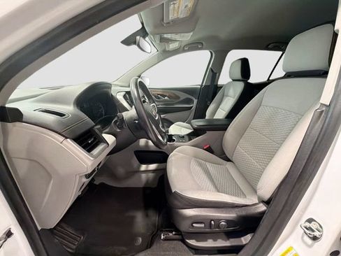 Certified 2018 GMC Terrain SLE w/ Driver Convenience Package FWD image 19