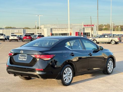 Certified 2024 Nissan Sentra S image 7