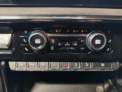 Used 2023 GMC Sierra 1500 AT4 w/ AT4 Premium Package image 13