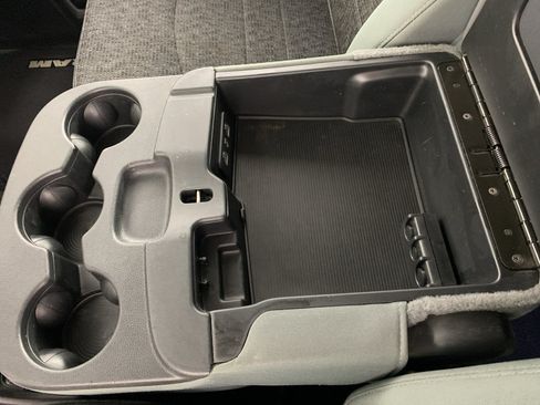 Used 2019 RAM 1500 Big Horn RWD image 27