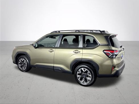Certified 2026 Subaru Forester Premium AWD/4WD image 9