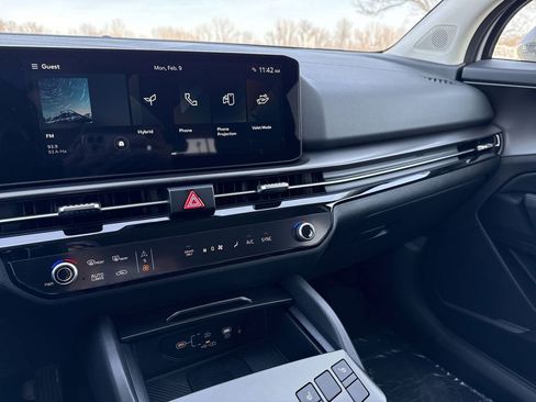 New 2026 Kia Sportage EX AWD/4WD image 18