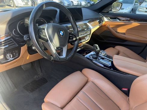 Used 2017 BMW 540i xDrive image 30