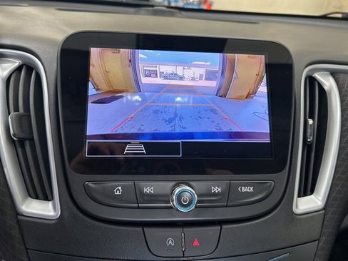 Used 2023 Chevrolet Malibu LT image 12