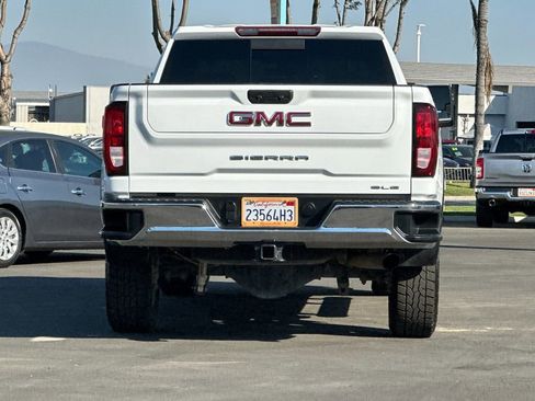 Used 2021 GMC Sierra 2500 SLE w/ SLE Convenience Package AWD/4WD image 4