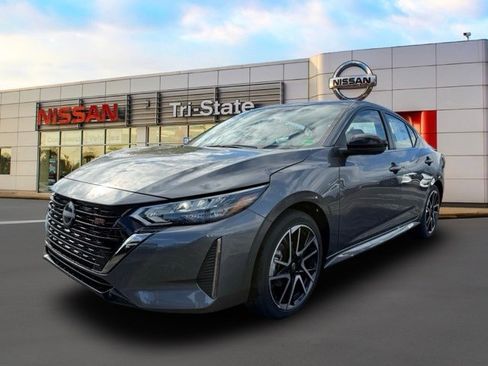 New 2025 Nissan Sentra SR w/ SR Premium Package image 2