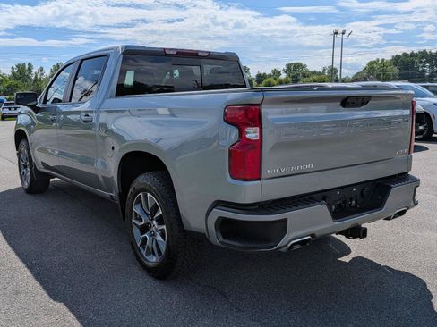 Used 2025 Chevrolet Silverado 1500 RST AWD/4WD image 7