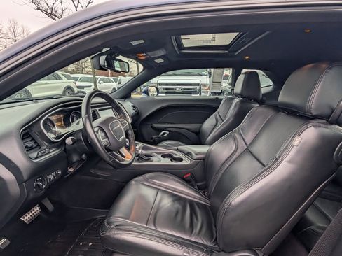 Used 2016 Dodge Challenger R/T Scat Pack image 15