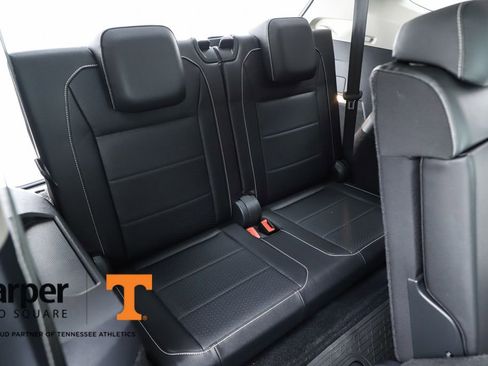 Used 2021 Volkswagen Tiguan SE image 76