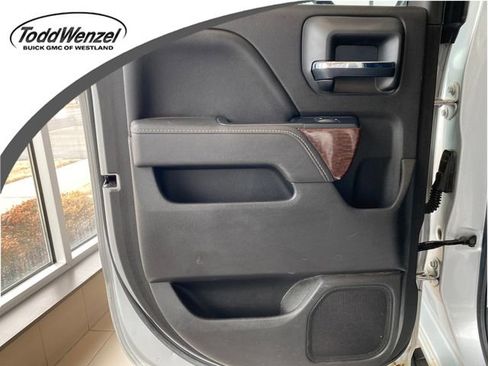 Used 2016 GMC Sierra 1500 SLE w/ SLE Value Package image 9