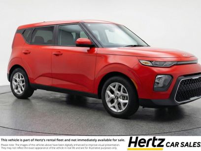 Used 2025 Kia Soul LX w/ LX Technology Package