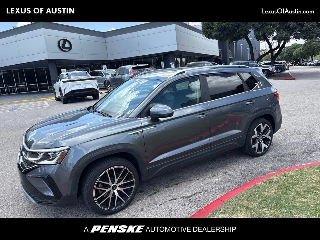 Used 2022 Volkswagen Taos SEL AWD/4WD image 1