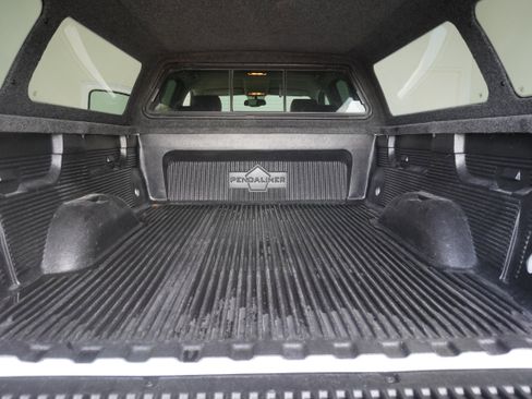 Used 2012 GMC Sierra 3500 SLE w/ HD SLE Premium Package image 25