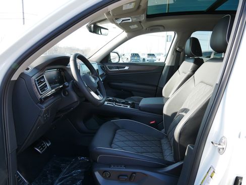 New 2026 Volkswagen Atlas SEL Premium R-Line image 17