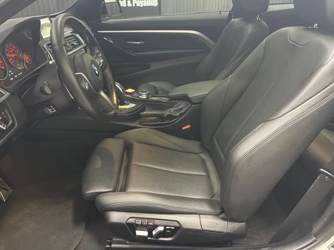 Used 2019 BMW 430i Coupe w/ M Sport Package image 22