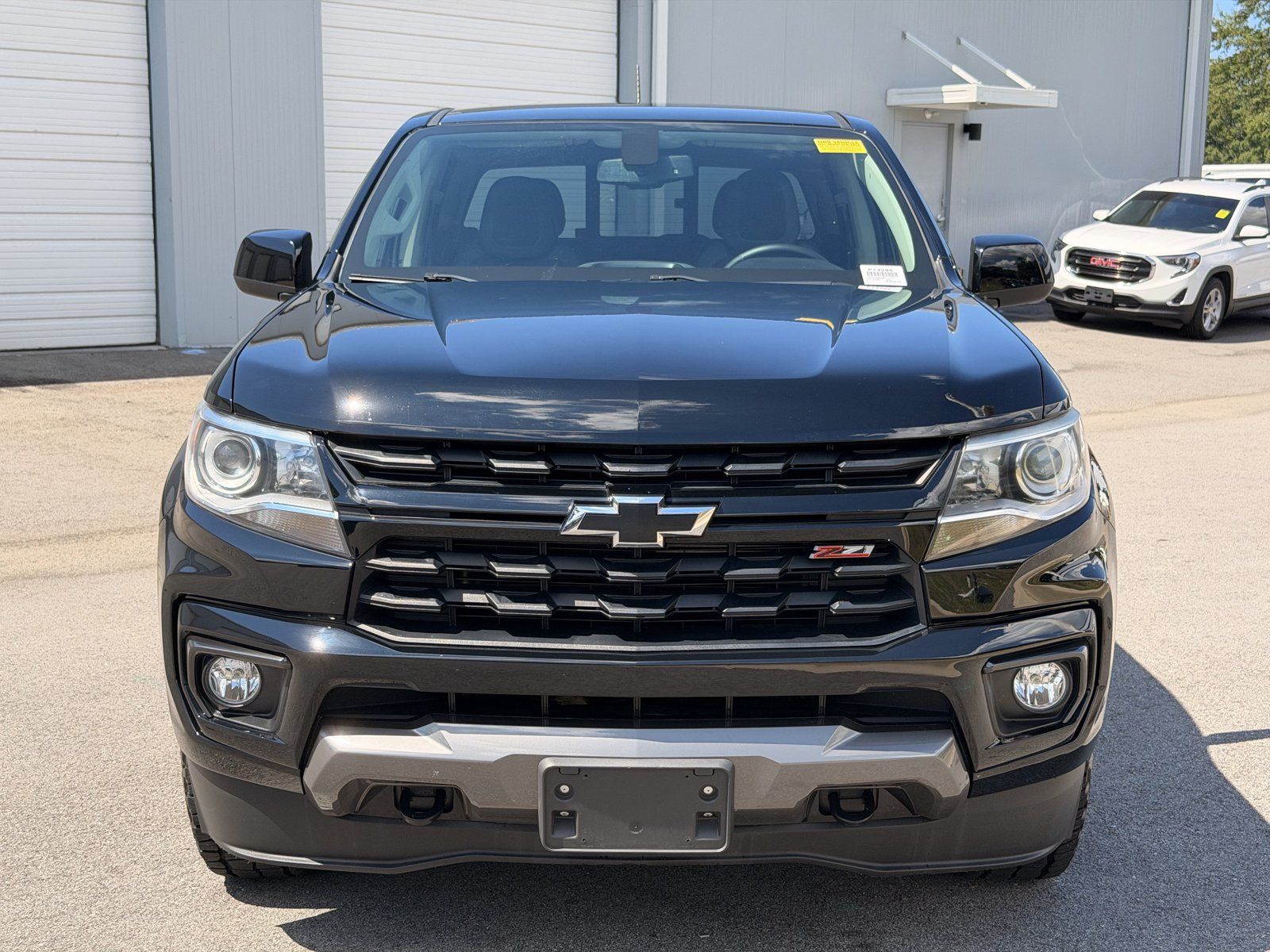 Used 2021 Chevrolet Colorado Z71 w/ Z71 Midnight Edition AWD/4WD image 6