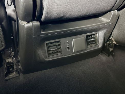 Used 2024 Chevrolet Silverado 1500 LT Trail Boss AWD/4WD image 18