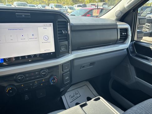 New 2026 Ford F250 XLT w/ XLT Premium Package image 23