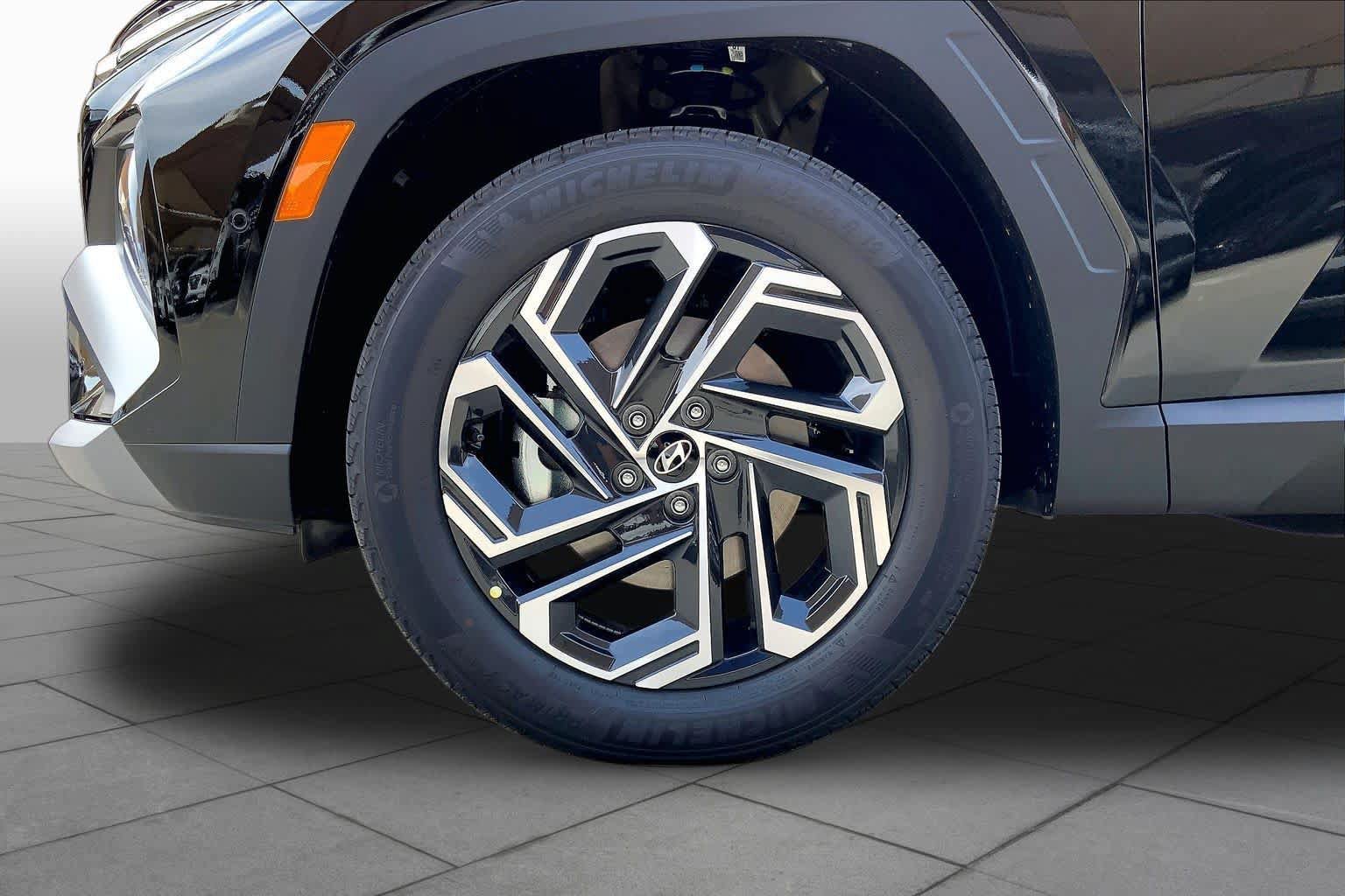 New 2026 Hyundai Tucson Limited AWD/4WD image 11