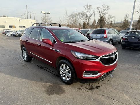 Used 2020 Buick Enclave Essence w/ Trailering Package, 5000 lbs. image 4