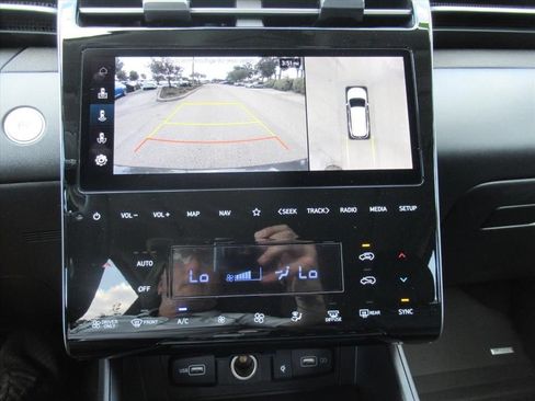 Used 2024 Hyundai Tucson Limited AWD/4WD image 27