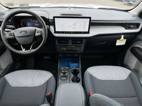 New 2025 Ford Maverick XLT w/ XLT Luxury Package image 22