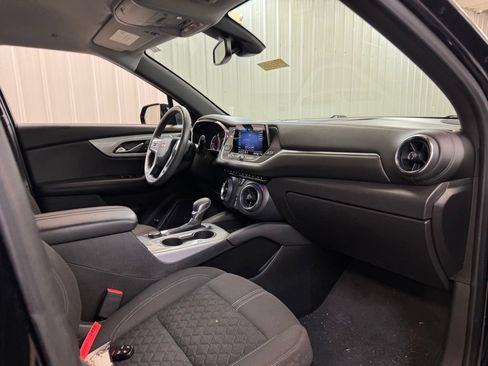Used 2022 Chevrolet Blazer LT AWD/4WD image 31