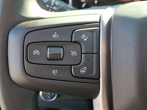 Used 2024 GMC Sierra 1500 SLT image 10