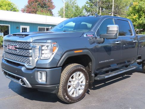Used 2020 GMC Sierra 3500 Denali image 10