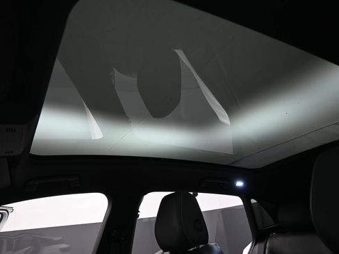 Used 2024 Volkswagen ID.4 S RWD image 17