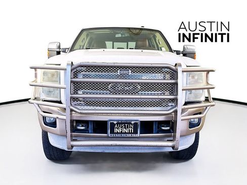 Used 2011 Ford F350 King Ranch w/ King Ranch w/Chrome Pkg AWD/4WD image 2