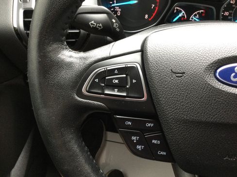Used 2018 Ford Escape SEL AWD/4WD image 14