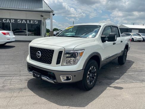 Used 2018 Nissan Titan PRO-4X w/ Pro-4x Utility Package AWD/4WD image 1