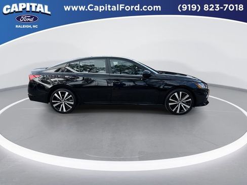 Used 2019 Nissan Altima 2.5 SR image 9