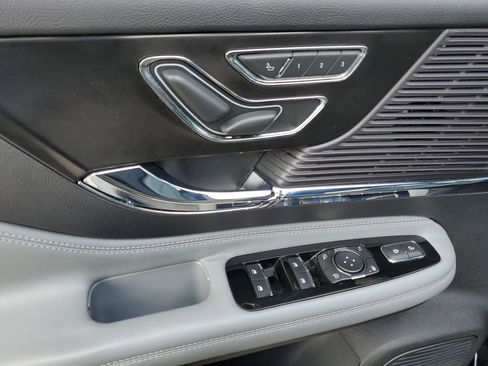 Used 2022 Lincoln Corsair Standard image 19