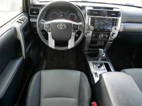 Used 2020 Toyota 4Runner SR5 Premium w/ Moonroof Package image 10