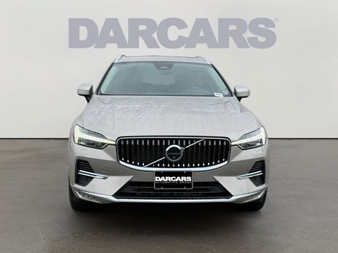 Certified 2023 Volvo XC60 B5 Plus w/ Climate Package AWD/4WD image 2