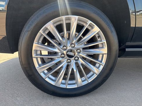 Used 2025 Cadillac Escalade Premium Luxury w/ Touring Package image 14