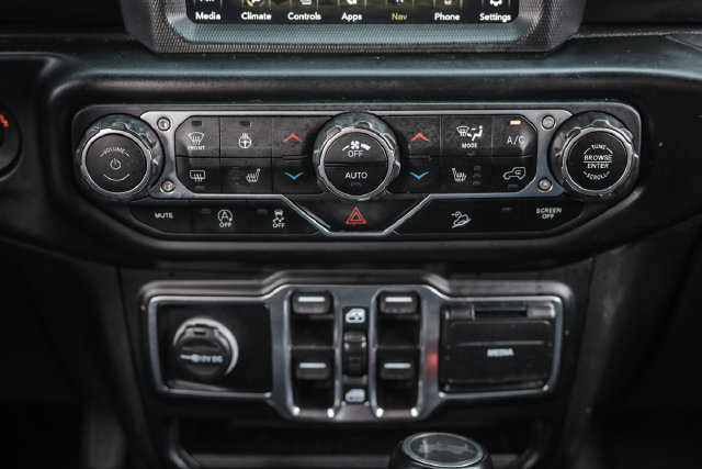 Used 2021 Jeep Wrangler Unlimited Sahara AWD/4WD image 37