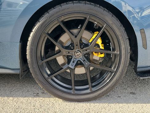 Used 2024 Ford Mustang Premium RWD image 9
