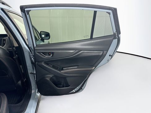 Used 2019 Subaru Crosstrek 2.0i Limited w/ Moonroof Package w/Navigation AWD/4WD image 30